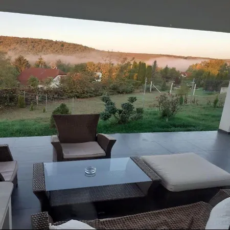 Διαμέρισμα Rozsadomb *