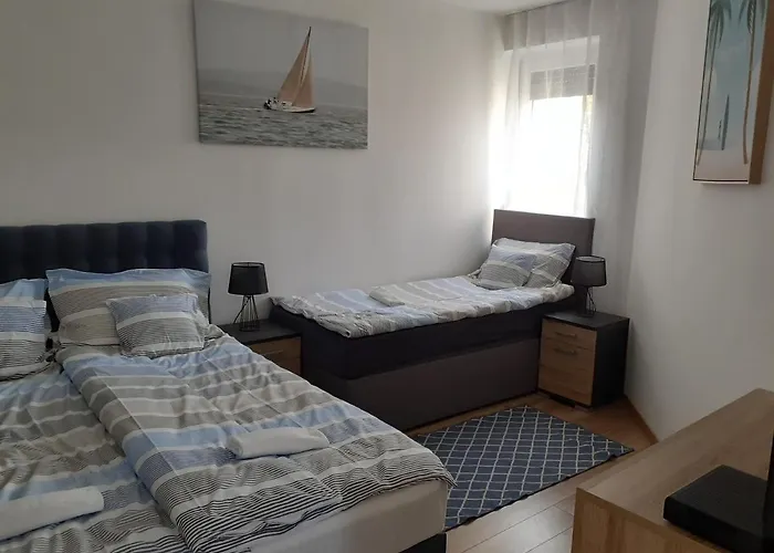 Rozsadomb Lägenhet